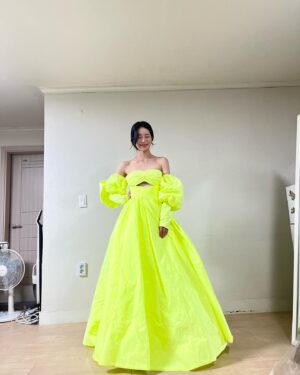 Lim Ji-yeon Instagram - 청룡시리즈어워즈
드레스피팅
고민의순간들