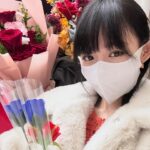 Lin Min-Chen Instagram - 3月第一週的點滴❤️ 1）感謝HSBC的邀請 小女感冒卡痰 聲音多多包容🙇🏻‍♀️ 2）飯戲攻心2謝票🤟🏻biu biu biu🤟🏻好開心見到大家 謝謝花兒還有禮物💝 Styled by @hazel_lcm Wardrobe: @maxandco @maxandco_asia Acc: @swarovski Sneakers: @iijinhk 3）4月號雜誌拍攝期待ing