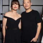 Linda Cardellini Instagram - Backstage after the show with the incredible @jasonwu 🖤🖤#nyfw ✨
