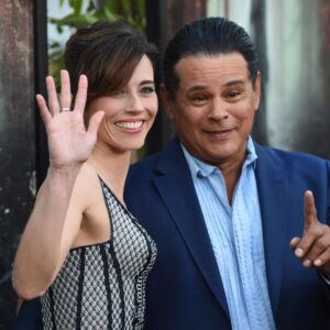 Linda Cardellini Instagram - So much fun last night at the premiere of @lalloronamovie with these wonderful and talented people. 🖤 You can see it this weekend! 🍿😱 #lallorona #raymondcruz  @mari_mari_sol @wayuuprincess