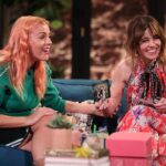 Linda Cardellini Instagram - Excited to be on #BusyTonight ❤️️ So much fun seeing my friend @BusyPhilipps for a little #FreaksandGeeks reunion. Watch tonight at 11/10C on E! ✨ #GreenBookMovie