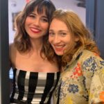 Linda Cardellini Instagram – My dear sweet beautiful friend @reginaspektor stopped by @latenightseth to give me a hug. I love her so much.  What a great night in NYC ❤️