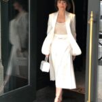 Linda Cardellini Instagram - This time last week in NYC... Thank you to the beautiful @gabrielahearst for one of my favorite looks and for having me at your stunning spring/summer 2020 show. ✨ #nyfw #nyc #gabrielahearst 💛