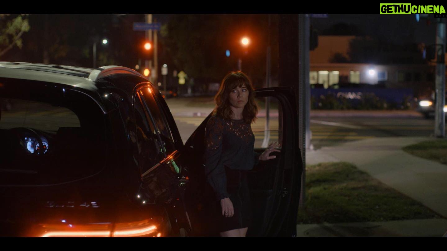 Linda Cardellini Instagram - JUDY #tbt #nightshoot ✨ @deadtome @netflix @mercedesbenzusa #MBAmbassador