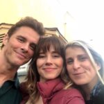 Linda Cardellini Instagram – Good times with @james_marsden and @thelizfeldman on the set of #deadtome 💗@netflix 💥 💥💥