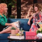 Linda Cardellini Instagram - Thanks @BusyPhilipps for an awesome time (and the breakfast burritos)! Head over to @BusyTonightTV’s Instagram Story to see me answer some of your burning questions 💙💖 #FreaksAndGeeks #GreenbookMovie #ER