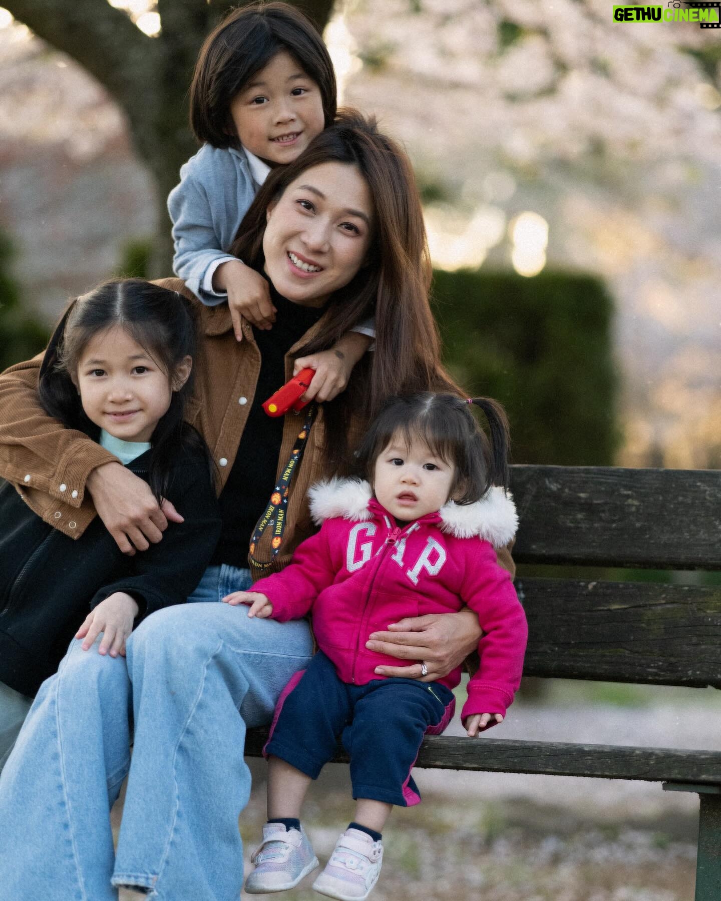 Linda Chung - 47.4K Likes - Happy Mother’s Day! I wouldn’t change a thing, I’d do it all over again with these three munchkins. They are my world. 💖
#MothersDay