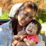 Linda Chung Instagram - Summer! ☀️🍉🌻⛱️ #feelingblessed #babyAnika #mybubblycub