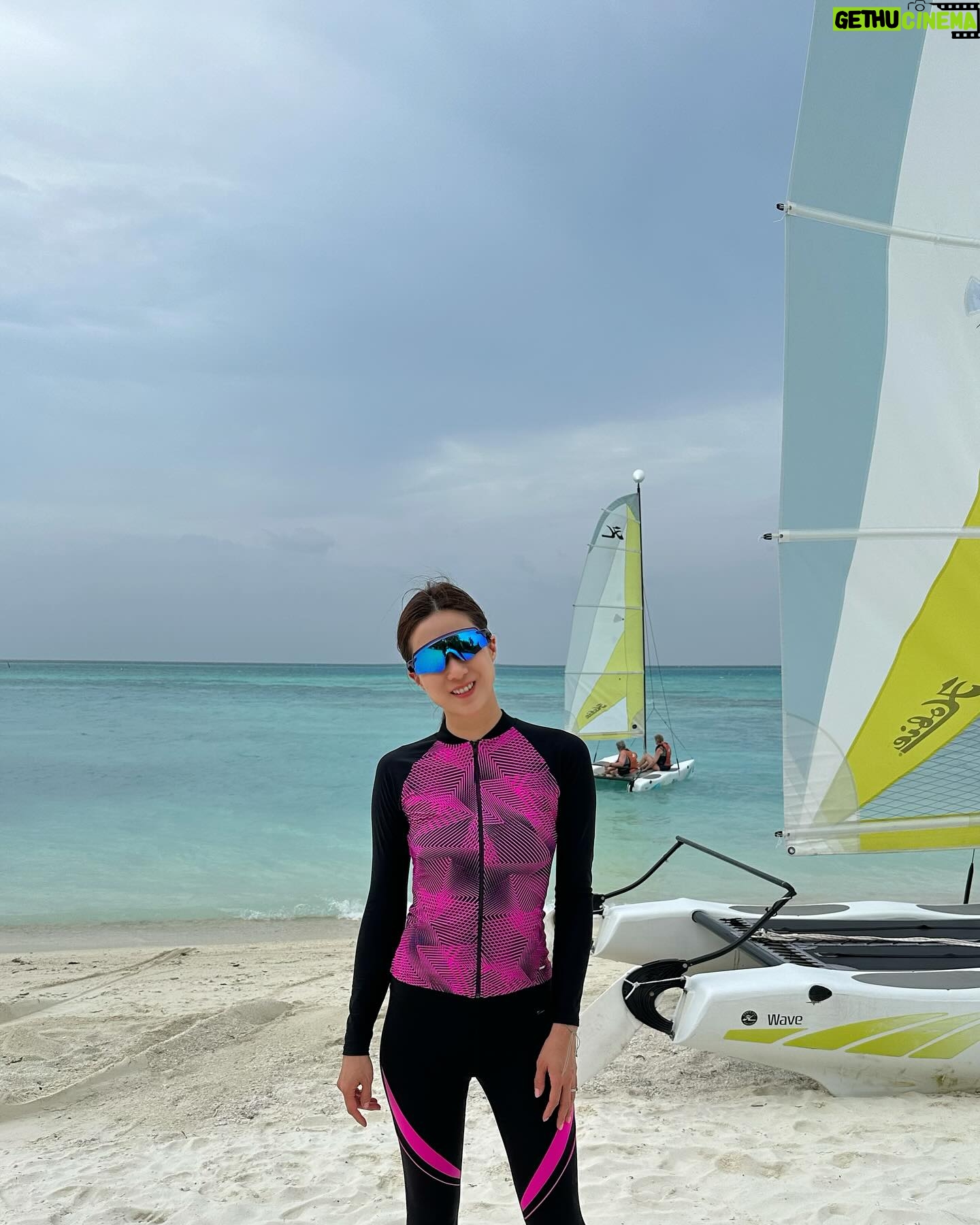 Linda Chung - 20.8K Likes - My heart is happy and my soul is happy.
I had a magical experience. ✨🐳🫧
@ClubMedFinolhu #clubmed #clubmedhk @qicomms @imphoebeyuen