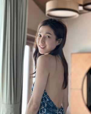 Linda Chung Instagram - These are my hubby’s favourite pictures of me.  He likes me with no makeup. 🐭🦋🐳🐢

@ClubMedFinolhu #clubmed #clubmedhk @qicomms @imphoebeyuen