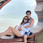 Linda Chung Instagram - First time ever! Without kids! Thank you Mom and Dad, Abba and Papa, for helping us take care of our 3 munchkins so that Jer and I could go on this magical trip to the Maldives. 🌊🏝️🚤🐟✨ We relaxed…. had a spa, deep talks, long walks on the beach, snorkeled, sailed, swam, and kayaked. We snuggled, we napped, and decompressed. It was a fabulous, romantic trip. #yourstilltheone #goingonto9years #feelslikedatingagain #iloveyou @ClubMedFinolhu #clubmed #clubmedhk @qicomms @imphoebeyuen