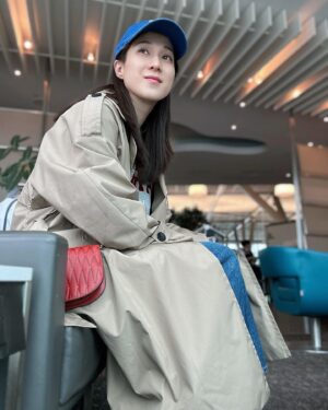 Linda Chung Instagram - Working again. 🎤🎶🥰
See you soon LA!
