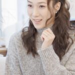 Linda Chung Instagram - 朋友都會成日問我，要照顧3個小朋友又要兼顧工作，點解可以keep 得咁好?講比大家知我嘅小貼士👉除咗平時注意飲食，勤做運動，皮膚保養，仲要注意儀容😍 我每日生活上已經非常忙碌，難得抽時間扮靚靚，經朋友介紹去咗呢間Centre，佢哋用嘅物料夠天然，所以做咗一個*飄加粉*treatment,做眉嘅效果非常好👍成個人望落去精神咗。唔信？可以睇吓片啦😆 @natural.house_hk #naturalhouse #eyebrow #紋繡 #飄眉 #粉眉 #香港飄眉 #專業飄眉 #皇牌飄 粉 Natural House 半永久專門店 📞電話預約：2788-3133