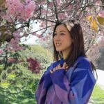 Linda Chung Instagram - Life has been very peaceful. I’ve started to self-care and notice a big difference. How are all of you? I would love to know. 🪻🌸🌷 #cherryblossom #nicewalk #grateful 📸: @wilsonhophotography l