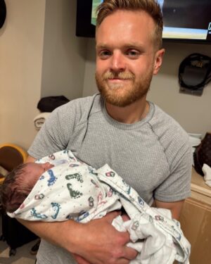 Lindsay Arnold Instagram - Baby boy is here 😭🫶 we love you so much Rez! Thanks for making me another cute nephew @brynleyarnold @donmcginnis 🫶 

#babyboy #newbaby #nephew