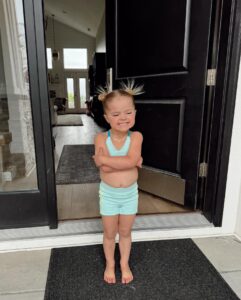 Lindsay Arnold Instagram - Sage's first dance auditions and I'm feeling like I am officially a dance mom now 🤗 #toddlermom #dancerlife #dancemoms