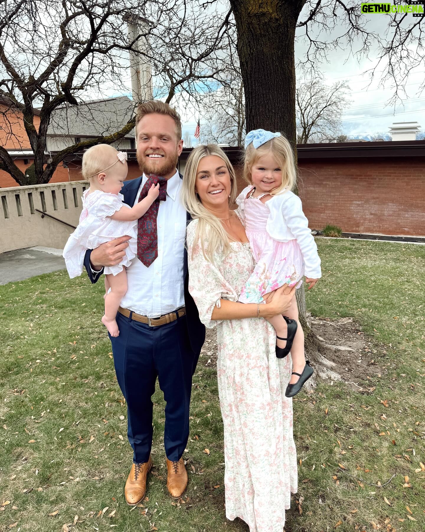 Lindsay Arnold - 124.3K Likes - Happy Easter 🐣💕 I'm so grateful for our Savior this Easter Sunday, because of Him I get to be with my family forever 🫶
Side note- is the last slide a glimpse into our future? Sam and his girls 😉
#happyeaster #eastersunday #family