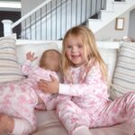 Lindsay Arnold Instagram - Reunited with my babies and my heart is so full 🥹🫶 I missed these two so so much 💕 #momanddaughters #mygirls #girlmom