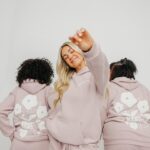 Lindsay Arnold Instagram - NEW✨✨ it's here!! Our @themovementclub Blush Sweat Set is officially live and I could not be more in love with this color 💕 same fit and design as our last sweat set drop that you all loved so much but in this fun and neutral pink/purple blush that is perfect for spring/summer! Cozy lightweight hoodie and sweatpants with sizes ranging from Small to 3XL 🫶 I cannot wait to see you all in this set! Shop now at movementclubshop.com 🫶 linked in my stories as well with a special bundle discount! #sweatsets #springsweats #cozyfashion #hoodie #sweatpants