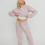 Lindsay Arnold Instagram - NEW✨✨ it's here!! Our @themovementclub Blush Sweat Set is officially live and I could not be more in love with this color 💕 same fit and design as our last sweat set drop that you all loved so much but in this fun and neutral pink/purple blush that is perfect for spring/summer! Cozy lightweight hoodie and sweatpants with sizes ranging from Small to 3XL 🫶 I cannot wait to see you all in this set! Shop now at movementclubshop.com 🫶 linked in my stories as well with a special bundle discount! #sweatsets #springsweats #cozyfashion #hoodie #sweatpants