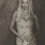 Lindsey Pelas Instagram - Paris, Coachella and a little in between… ☺️ Are you a desert or a city person?