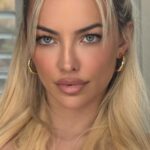 Lindsey Pelas Instagram - sponsored| Day of Beauty! @doc.zara @zavantaesthetics 😍 obsessed with smooth skin :)