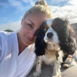 Lindsey Vonn Instagram – Thankful for unconditional love 🐕 🐶 🐾 Because no matter how high or how low life gets, I will always have their love ❤️ Happy Valentine’s Day! Sending ❤️ to everyone from me and my furry valentines 💌 @vonndogs
We miss you Bear ❤️🕊️🙏🏻