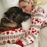 Lindsey Vonn Instagram - Merry Christmas from my family to yours 🙏🏻❤️🎄