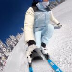 Lindsey Vonn Instagram - Blue bird day with perfect groomers = ripping some fast turns!! Nothing better ❤️🙌🏻⛷️