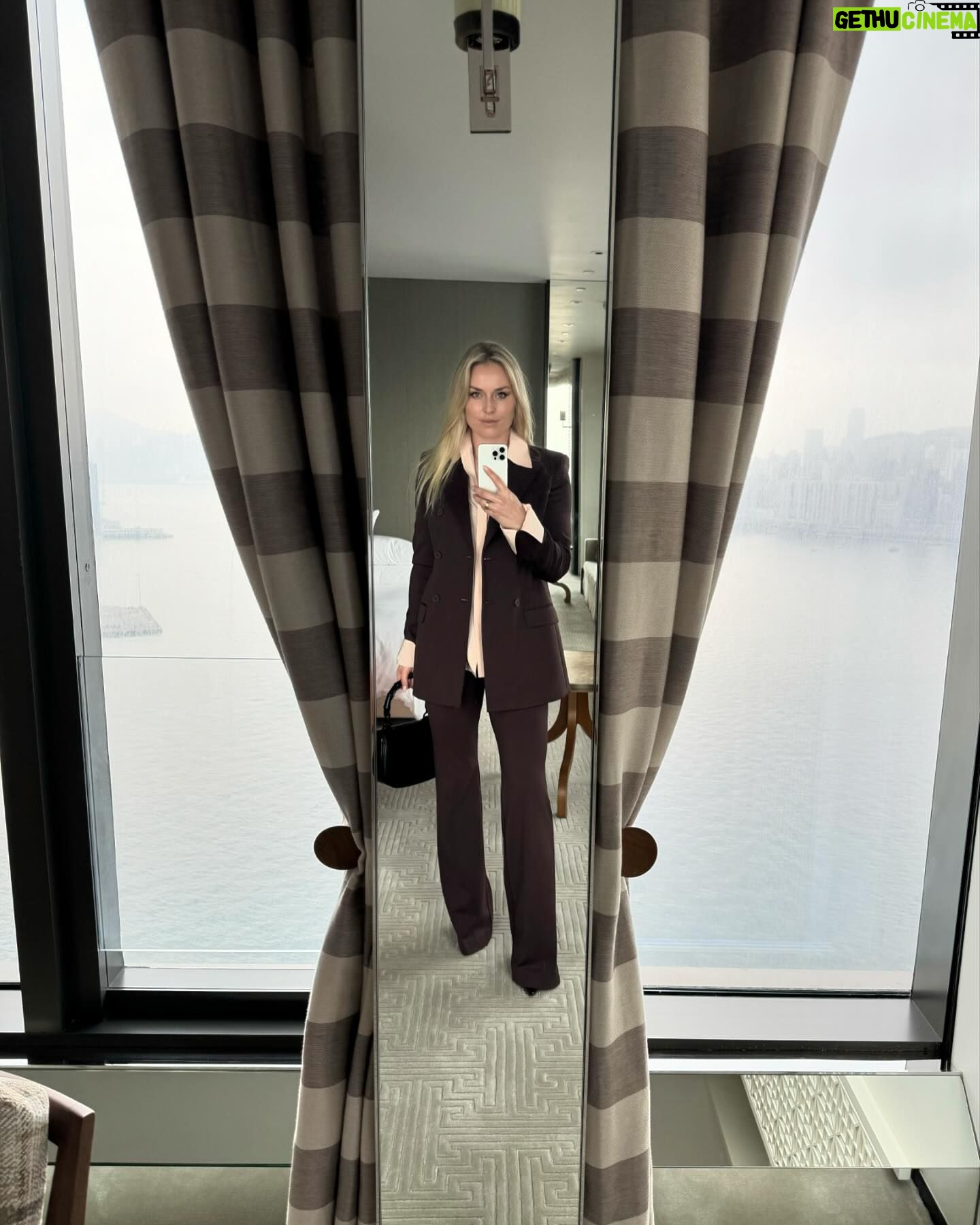 Lindsey Vonn Instagram - Thank you Hong Kong! What a city! Wish I had more time to explore but thankful to be surrounded by incredibly smart people who I learned a lot from this week. While some of the things I do you see on social, a lot of what I do you don’t see… it has taken years of work and relationship building for me to be in a position to do what I’m doing now…. never stop working hard, learning, and dreaming, you never know where it will take you!