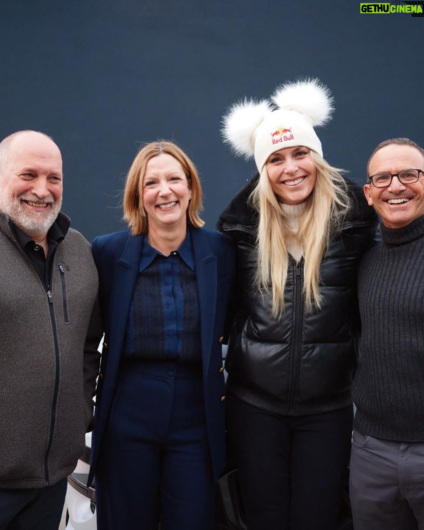 Lindsey Vonn Instagram - Excited to be a part of the Range Rover Sport Park City Edition unveiling! From the slopes to the streets, this limited-edition Range Rover Sport brings Park City to life with a blend of effortless style and impeccable design. #RangeRover @landrover