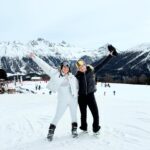 Lindsey Vonn Instagram - Ash, you’ve given me new meaning to PIZZA!!🍕⛷️ Loved being on the mountain with you and hopefully my crazy mom yelling helped lol! But seriously, you didn’t fall once and I’m so proud!! Next time we’ll work on more 🍟!! ❤️ U!! 🍕🍟⛷️❤️👯‍♀️🍷😈