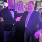 Lindsey Vonn Instagram - Missing Kitzbühel this year…but these memories will stay with me forever… from cheering on my teammates 🇺🇸 with my family, to hanging with @schwarzenegger and @akilde in the finish (miss you this year Alex-heal fast!), hanging with the great @asvindal and Franz Klammer, to skiing the Streif last year at night (and my Dad falling asleep at the start of it 🤦🏼‍♀️😂)… it’s one of the greatest ski races in the world!!! Wishing all the competitors lots of luck! XO 💪🏻🩵⛷️
