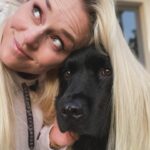 Lindsey Vonn Instagram - Happy birthday Chels!! So happy I got to ski a few runs with you ❤️ and I love your new rescue Doug… reminds me of my boy Bear that I lost. Thanks for letting me have some snuggles… I feel like you gave me more than I gave you for your big day… thank you luv 🙏🏻❣️