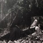 Lisa Marie Presley Instagram - Flashback!!! Storm & Grace album cover shoot at Graceland 2011.