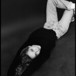 Lisa Vicari Instagram – rofnl
[accronmym: rolling on floor not laughing]

🙃

photographer: @valeria.mitelman.photo