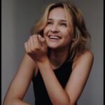 Lisa Vicari Instagram – happy holidayysss