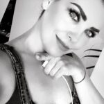 Lisset Instagram – Dale a tu día la posibilidad de convertirse en el mejor día de tu vida, como si fuera el único, como si fuera el último!!! 🤍