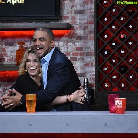 Lisset Instagram - Posted @withregram • @miembrosalairetv Esta semana recibimos a la guapa @lisset_oficial en @miembrosalairetv Nos vemos este jueves a las 9:30 pm por @canalunicable #SomosMiembros @leozanne @ricardomargaleff @duverman @negroaraiza