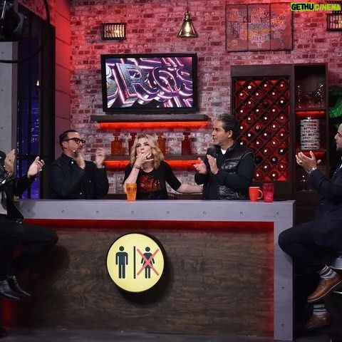 Lisset Instagram - Posted @withregram • @miembrosalairetv Esta semana recibimos a la guapa @lisset_oficial en @miembrosalairetv Nos vemos este jueves a las 9:30 pm por @canalunicable #SomosMiembros @leozanne @ricardomargaleff @duverman @negroaraiza