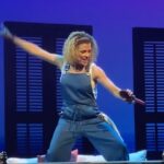 Lisset Instagram – SIMPLEMENTE GRACIAS!!! 🩵💙🩵💙🩵💙 @mammamia_mx @teatroinsurgentes VÍDEO BY @zairaaoropesaa traje del MEGAMIX en plateado por @angelfarfalla