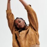 Little Simz Instagram - Thank you @elleuk for having me on the cover of this June issue 🔮🤍 shot by the great @ekuaking Love love love 🤍