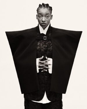 Little Simz Instagram - Autumn 2023 Beyond Borders issue for @dazed 

Love to everyone involved 💗