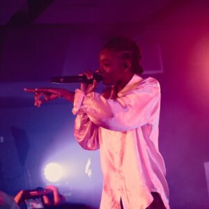 Little Simz Instagram - This is so mad to me. Rarely have pat on the back moments but yo , really proud of younger simbi for sticking at it. Thank you @vans for having me be a part of The Knu Stack global campaign. Grateful beyond measure💗

New York , you showed up for me last night 🥹 can’t wait to do it again for tour. Love love love 

📸 @thomasfalcone
