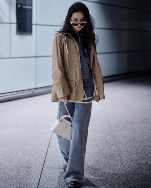 Liu Yifei Instagram - See you @louisvuitton #louisvuitton