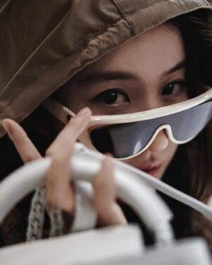 Liu Yifei Instagram - See you @louisvuitton #louisvuitton