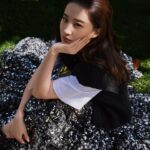 Liu Yifei Instagram – 👗😎 @louisvuitton @NicolasGhesquiere #LVVOYAGER #LVPREFALL24 #NicolasGhesquiere #LouisVuitton