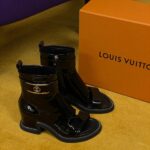 Liu Yifei Instagram - Thank you for the gift @louisvuitton! Looking forward to the show! #LVFW22 @NicolasGhesquiere #Louisvuitton #LVMoonlight