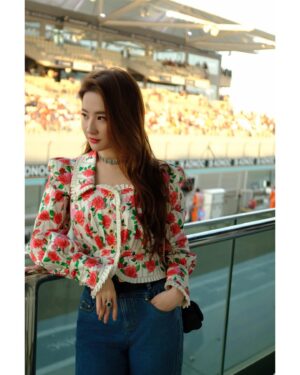 Liu Yifei Instagram - 😎🏎️