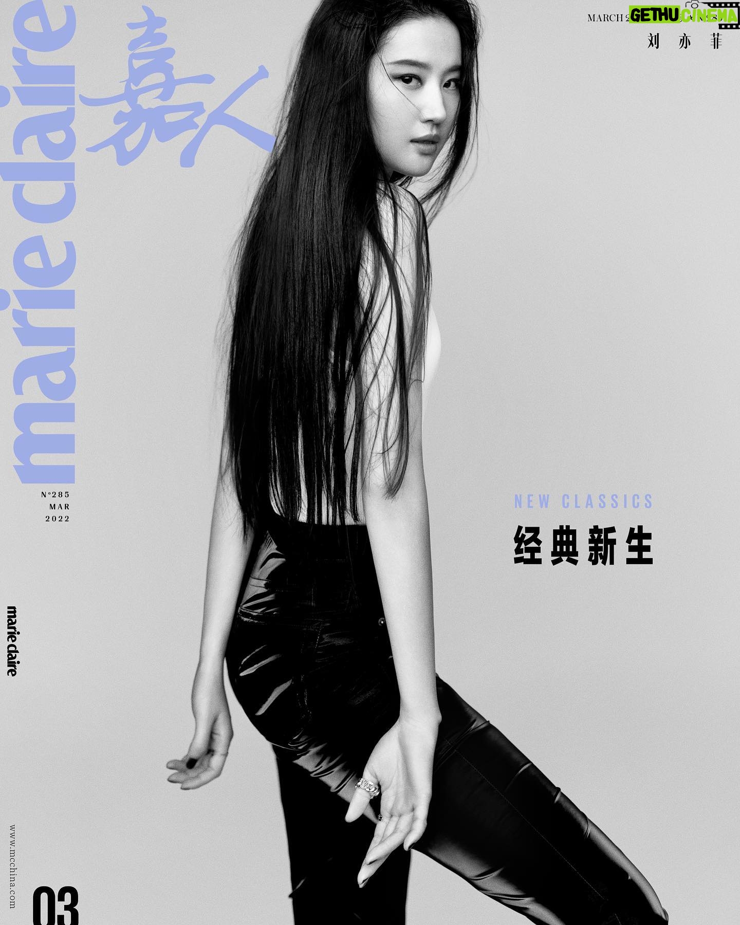 Liu Yifei Instagram - I like this style 😎 @louisvuitton @marieclaire.china